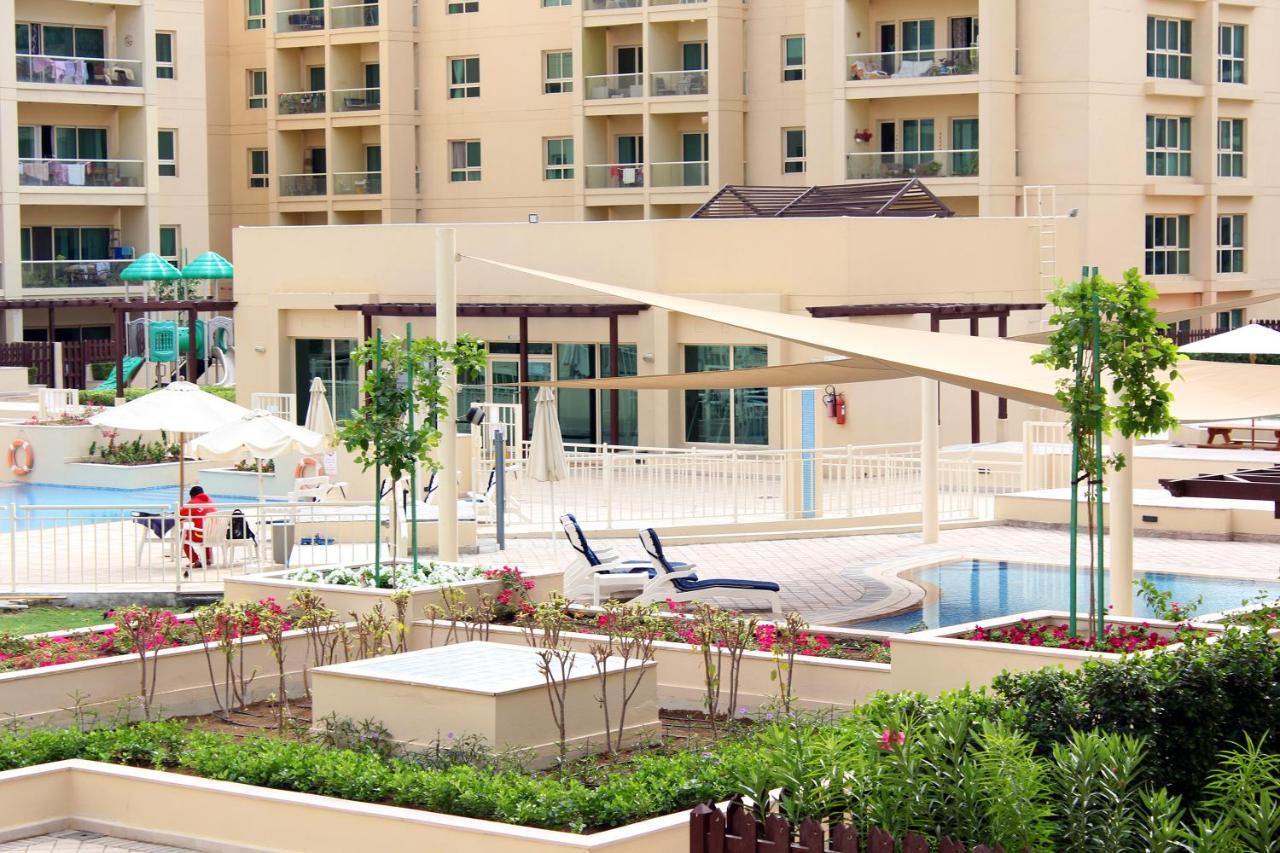 New Arabian Al Dhafra 2 The Greens 1 Br Dubai Buitenkant foto